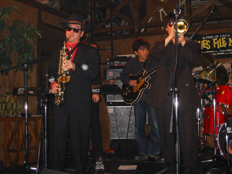 �F�V���� 
Part�FTenner Sax. 
Birth�F??/??