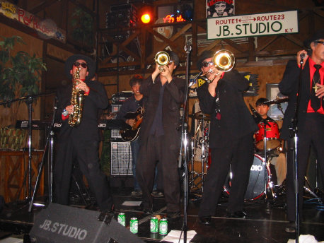 �F�V���� 
Part�FTenner Sax. 
Birth�F??/??