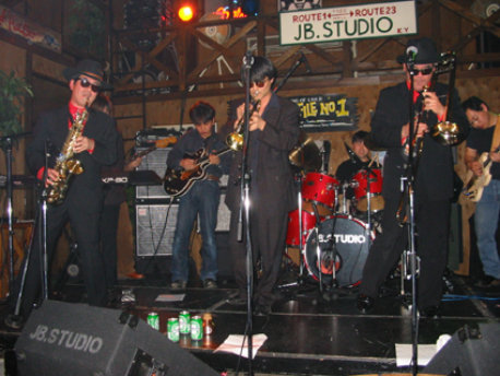 �F�V���� 
Part�FTenner Sax. 
Birth�F??/??